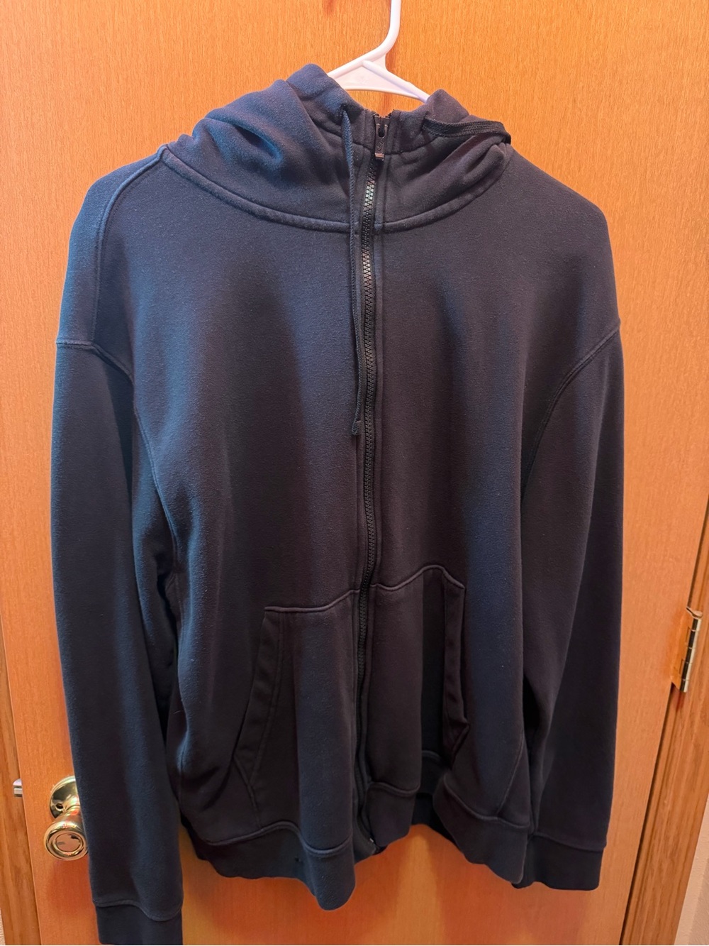Nike Black Full-Zip Hoodie with Hood and Pockets